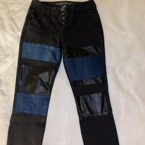 American Eagle Hi-Rise Jegging Size 8, leather patchwork, never worn